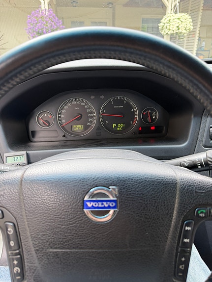 Volvo XC70 10 of 30