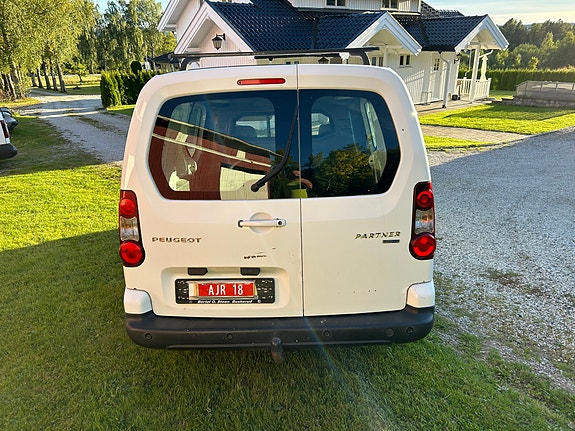 Peugeot Partner 8 of 10