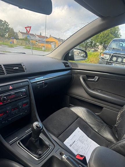 Audi A4 10 of 15