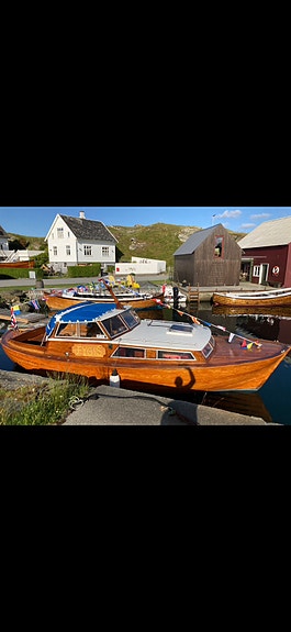 Nydelig Svege snekke bygget i Flekkefjord. 13 of 25