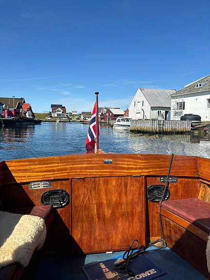 Nydelig Svege snekke bygget i Flekkefjord. 22 of 25