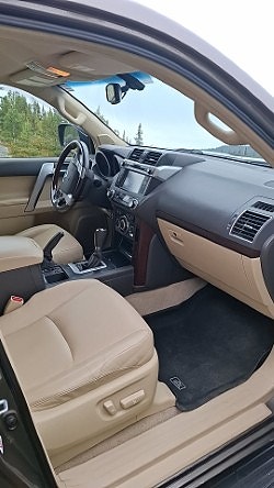 Toyota Land Cruiser 7 of 25