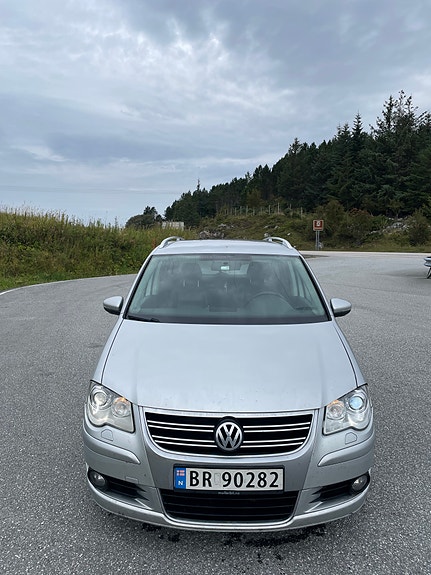 Volkswagen Touran 8 of 20