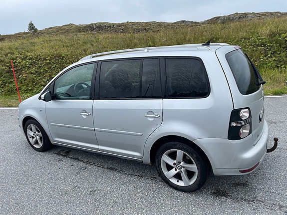 Volkswagen Touran 3 of 20
