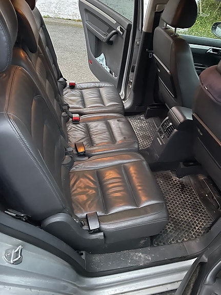 Volkswagen Touran 20 of 20
