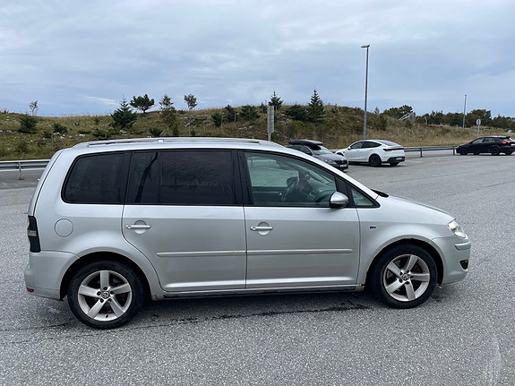 Volkswagen Touran 7 of 20