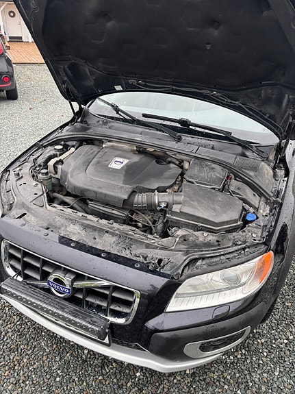 Volvo XC70 22 of 28
