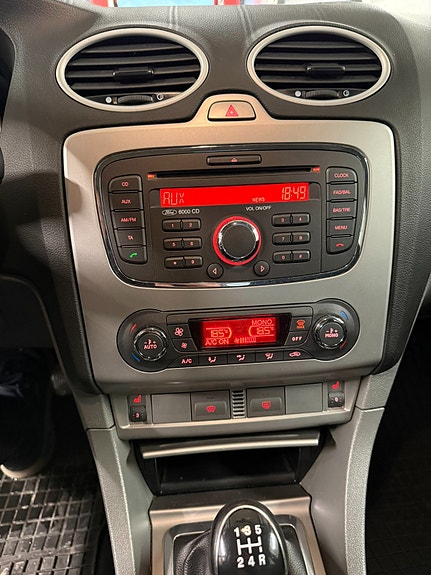 Ford Focus 15 of 16