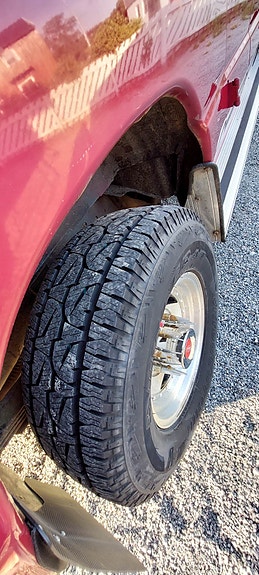 Ford E-350 15 of 17