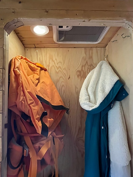 Mercedes-Benz Sprinter 316 4x4 Campervan 29 of 30