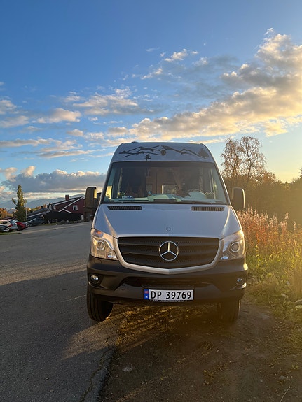 Mercedes-Benz Sprinter 316 4x4 Campervan 8 of 30