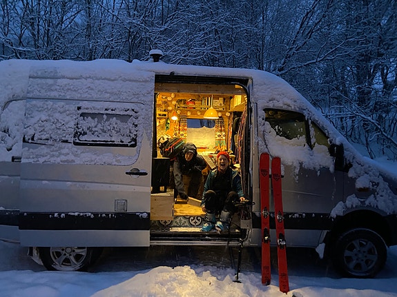 Mercedes-Benz Sprinter 316 4x4 Campervan 4 of 30