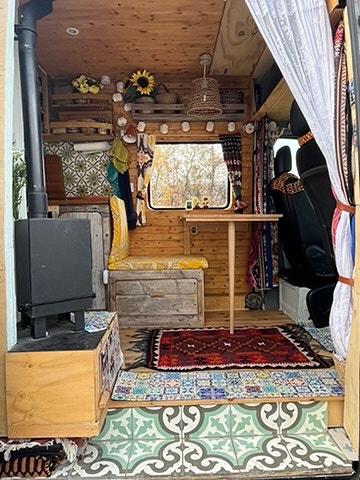 Mercedes-Benz Sprinter 316 4x4 Campervan 12 of 30