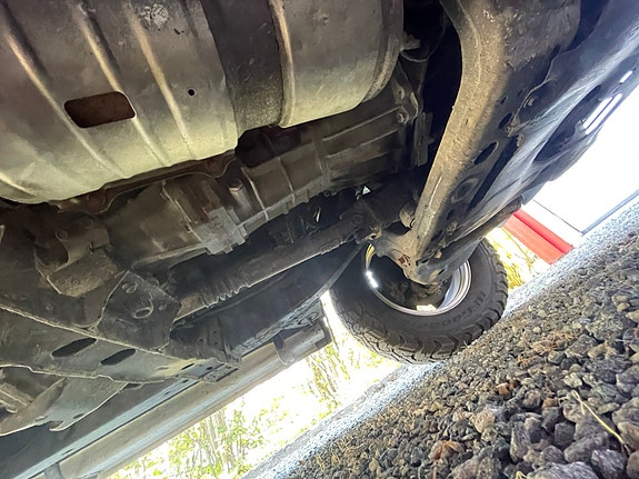 Toyota HiLux 14 of 16