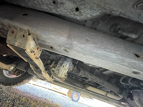 Toyota HiLux 9 of 16