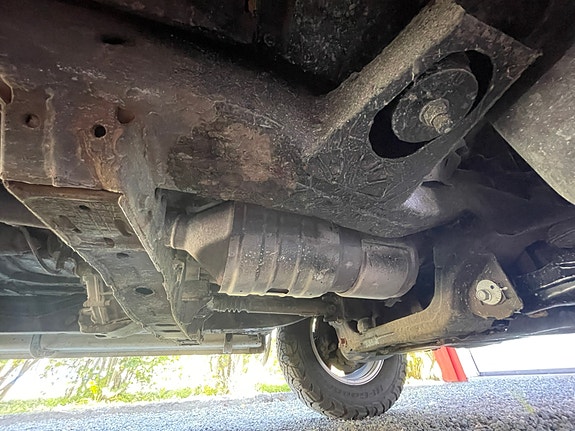 Toyota HiLux 10 of 16