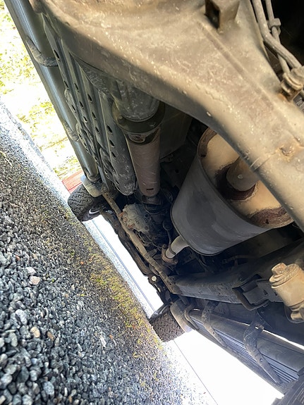 Toyota HiLux 11 of 16