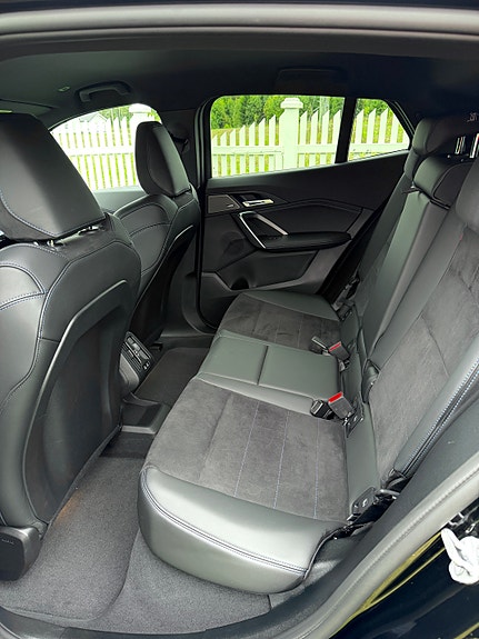 BMW iX2 26 of 27