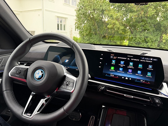 BMW iX2 17 of 27