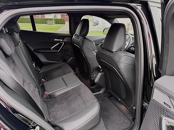 BMW iX2 27 of 27