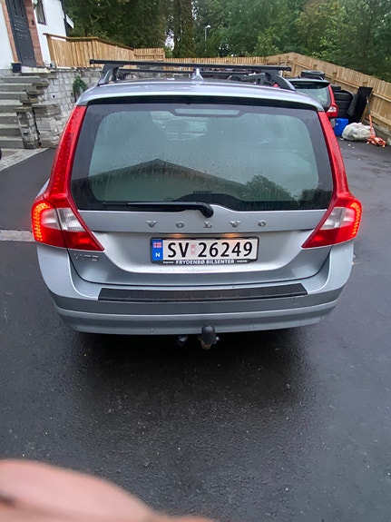Volvo V70 4 of 30