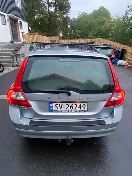 Volvo V70 7 of 30