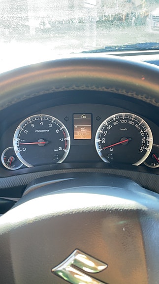 Suzuki Swift 16 of 30