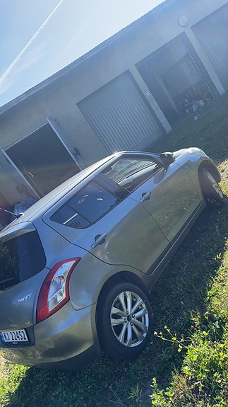 Suzuki Swift 6 of 30
