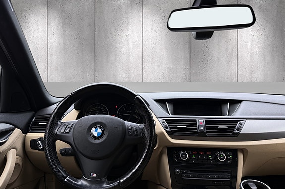 BMW X1 18 of 30