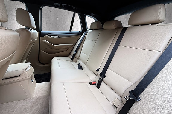BMW X1 14 of 30