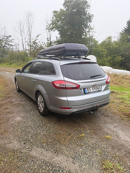 Ford Mondeo 3 of 9