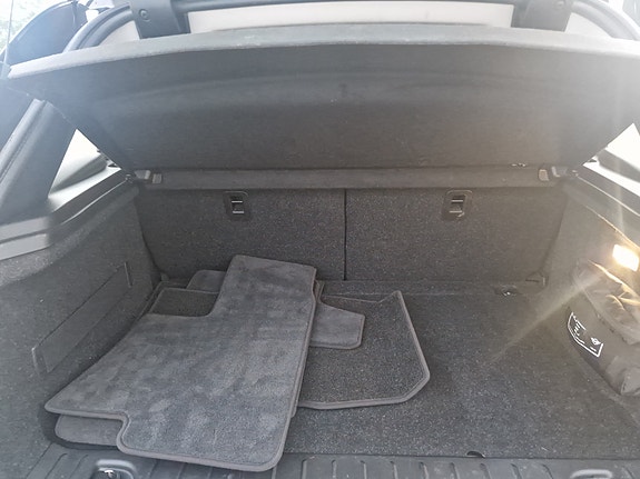 BMW i3 9 of 21