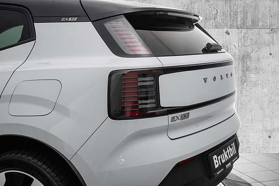 Volvo EX30 6 of 27