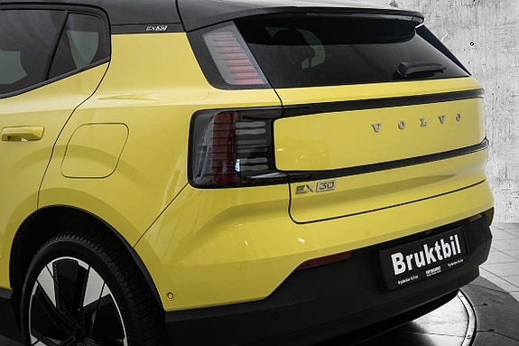 Volvo EX30 7 of 28