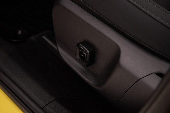 Volvo EX30 18 of 28