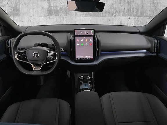 Volvo EX30 7 of 15