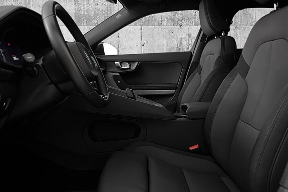 Polestar 2 27 of 30