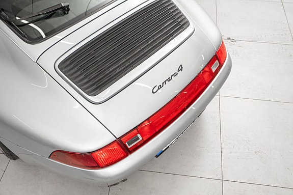 Porsche 911 6 of 26