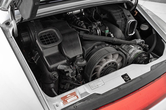 Porsche 911 12 of 26