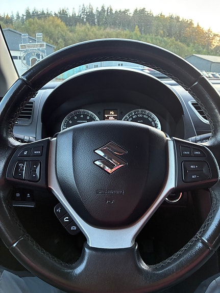 Suzuki Swift 16 of 16