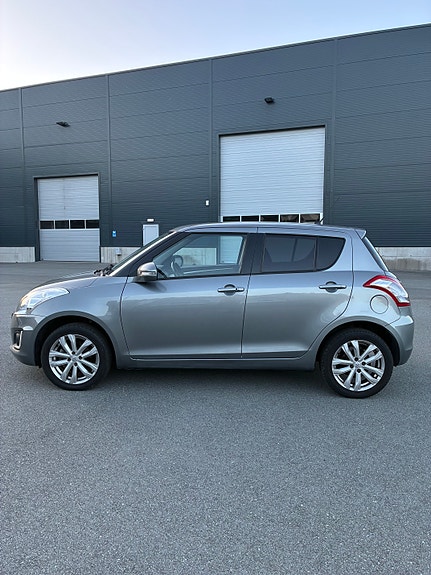 Suzuki Swift 8 of 16