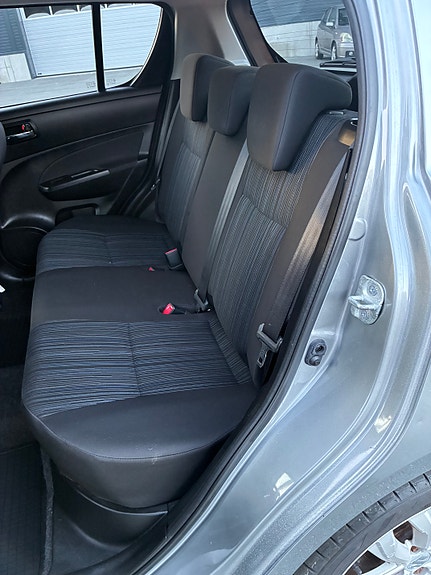 Suzuki Swift 10 of 16