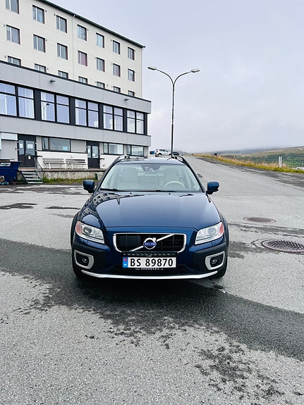 Volvo XC70 9 of 22