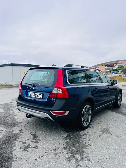 Volvo XC70 4 of 22