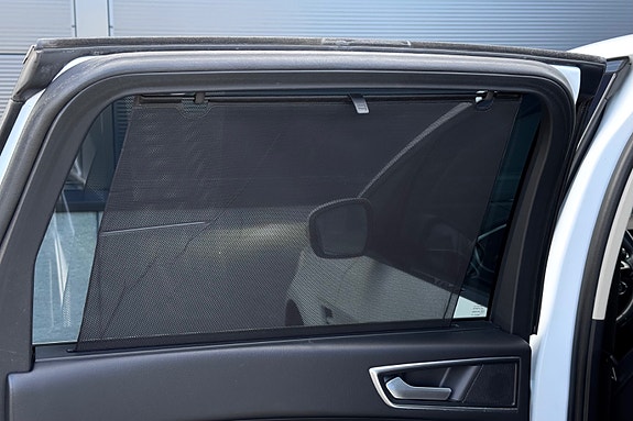 Ford S-MAX 15 of 24
