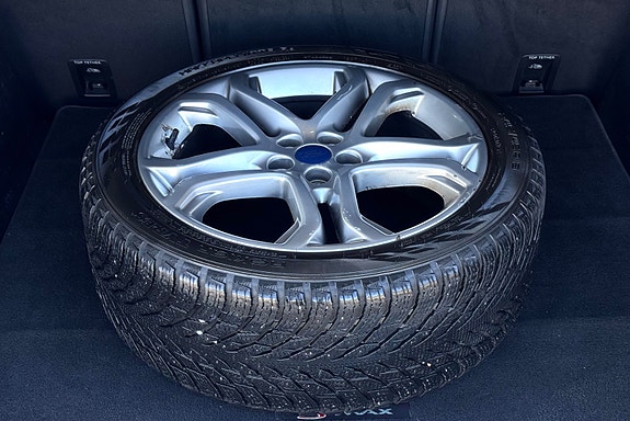 Ford S-MAX 9 of 24