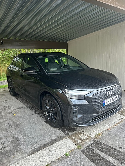 Audi Q4 e-tron 3 of 24