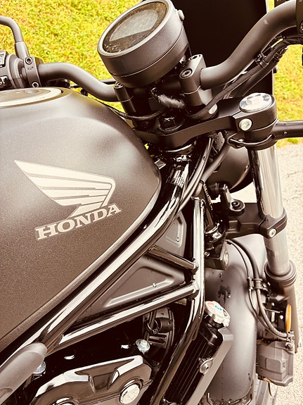 Honda CMX 500 Rebel 4 of 15