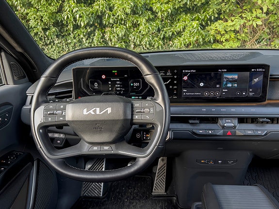 Kia EV9 18 of 23