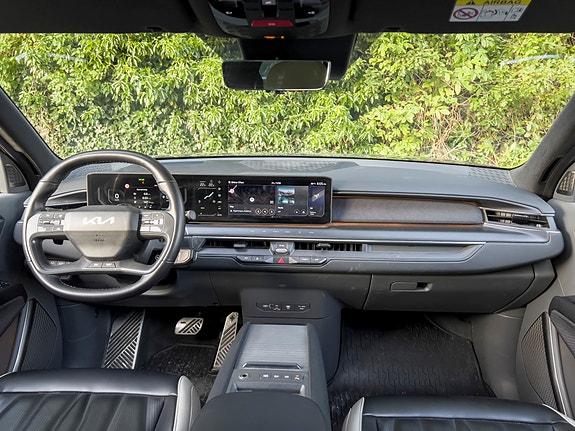 Kia EV9 15 of 23